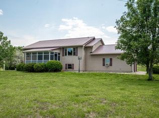 22653 Woodward St, Vassar, KS 66543