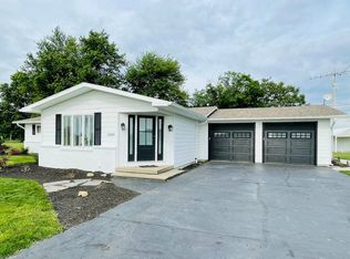 12220 N 900th St, Robinson, IL 62454