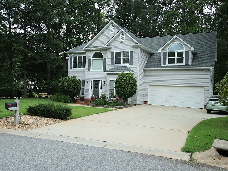 1st image of 1 Braywood Ct