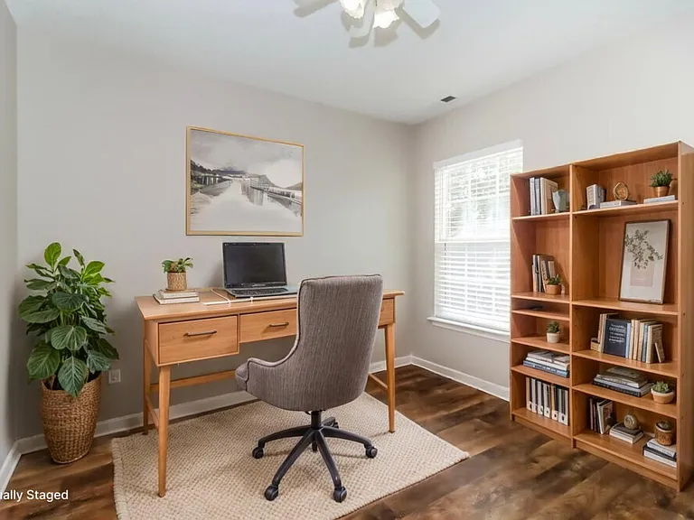 2203 Pimpernel Rd — Photo 15