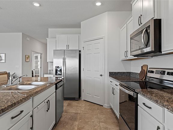 4th image of 2200 Crowned Eagle Cir SW