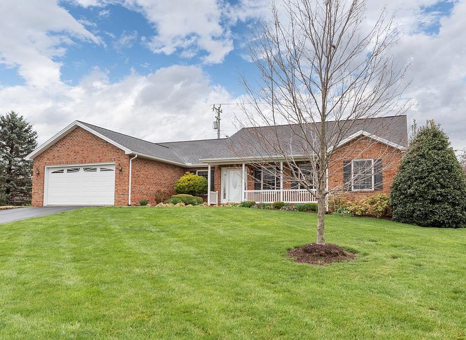 1st image of 312 Melvin Cir