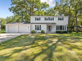 1949 Linn Dr, Owatonna, MN 55060
