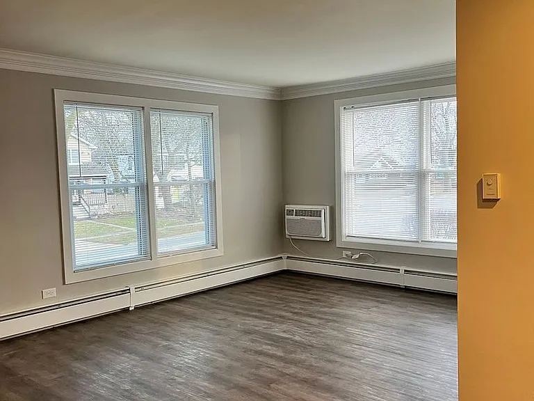 5140 Fairview Ave — Photo 6