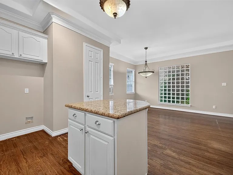 1015 Stanford St — Photo 20
