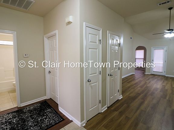 3rd image of 315 Fox Run Ln