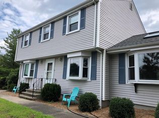 21 Connelly Cir, Braintree, MA 02184