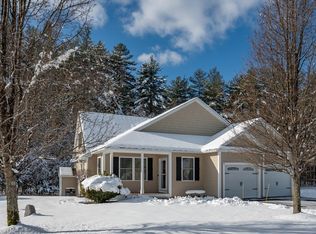 9 Pilgrim Cir, Nashua, NH 03063