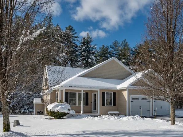 9 Pilgrim Cir, Nashua, NH 03063