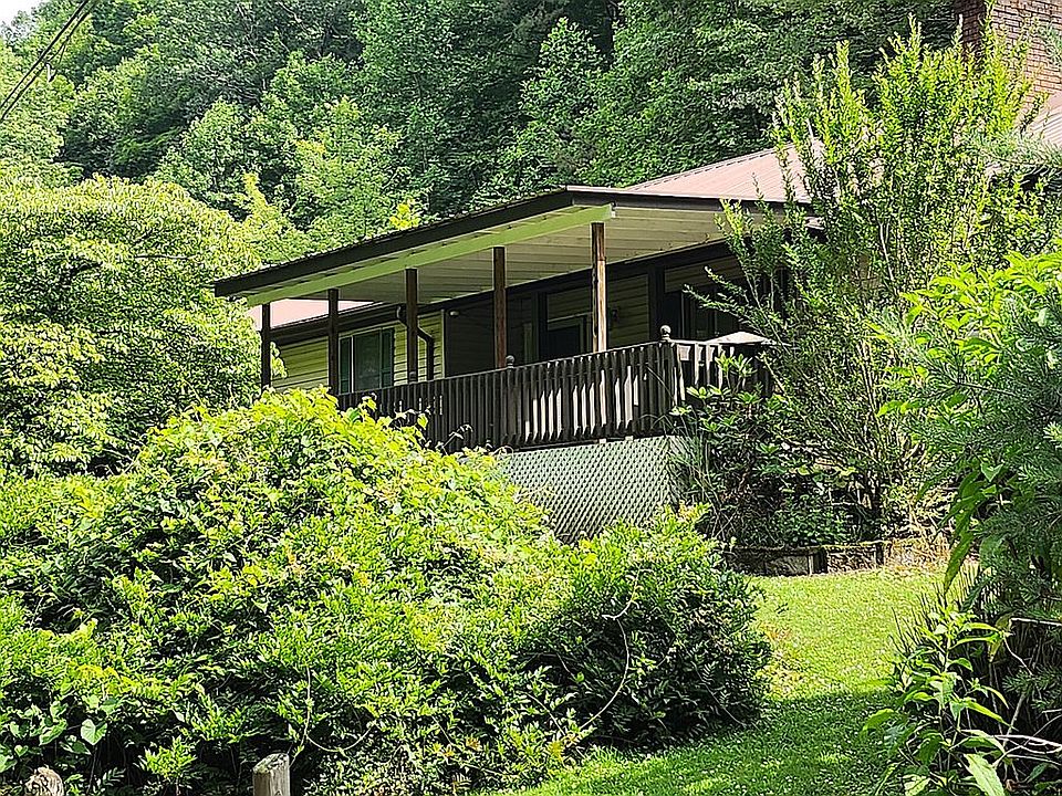 228 Golf Course Rd, Wheelwright, KY 41669 Zillow
