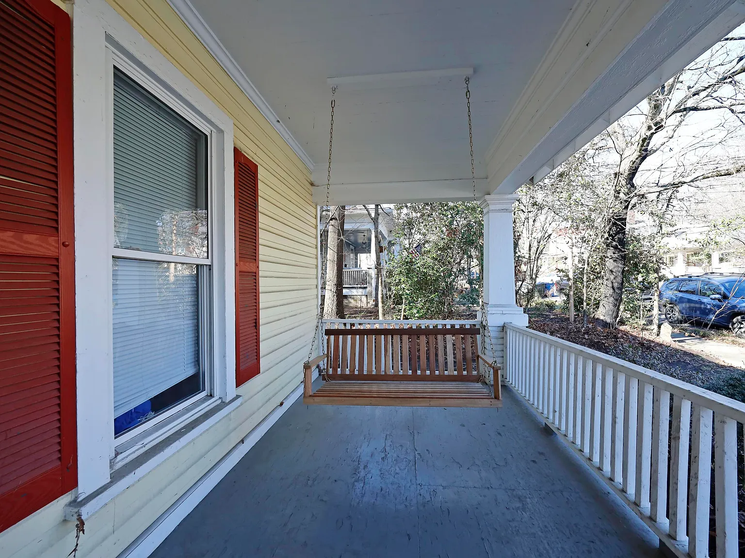 5 bed, 2.0 bath, 1800 sqft, $4,100 — Photo 2