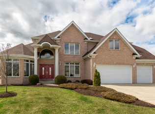 330 Tuttle Dr, Bloomingdale, IL