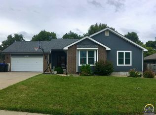 6056 SW 25th St, Topeka, KS 66614