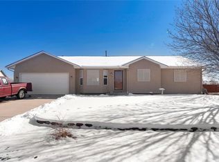 696 S Bond Dr E, Pueblo West, CO 81007