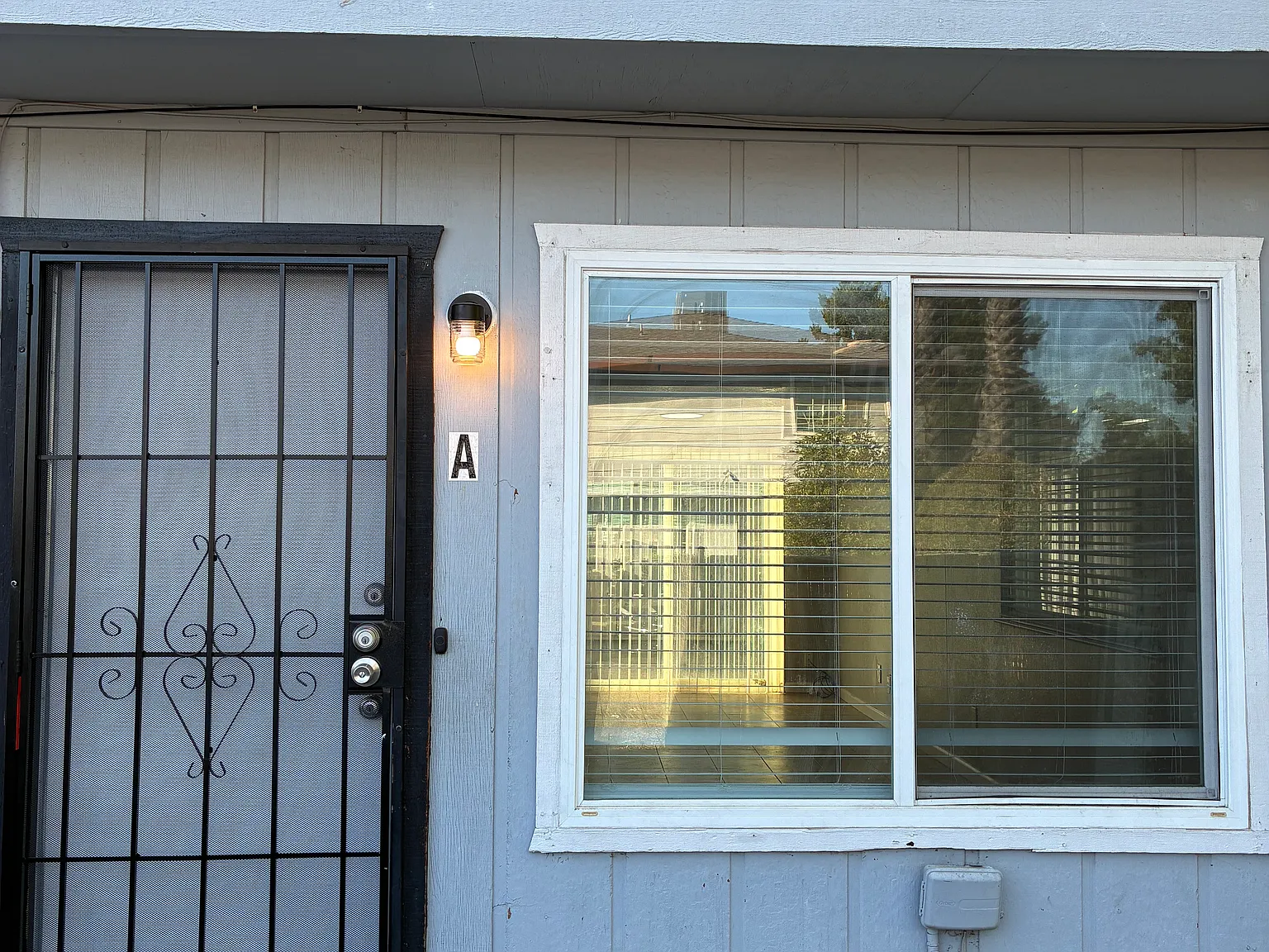 2 bed, 1.5 bath, $1,475 — Photo 2