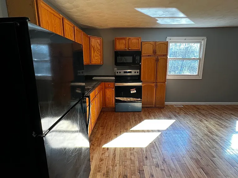 10 Shaker Rd #3 — Photo 13