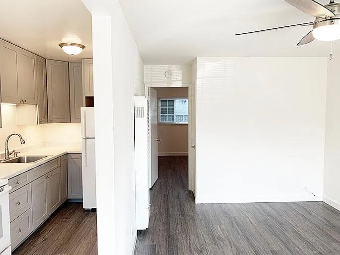 2421 Palmetto Ave #6 — Photo 3