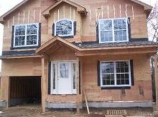 26 Copper Ln, Levittown, NY
