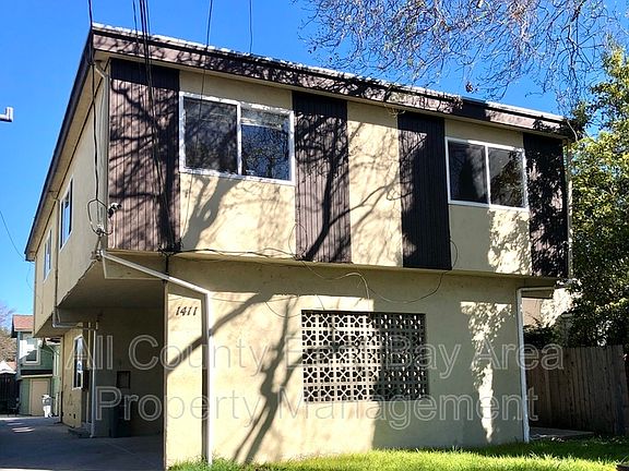 2nd image of 1411 Parker St APT 1