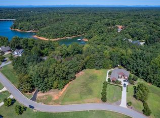 112 Topsail Dr, Anderson, SC 29625