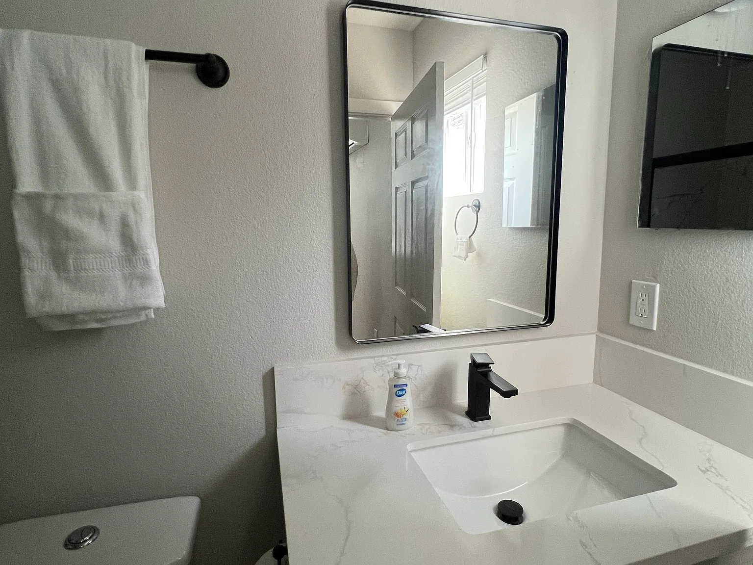 1 bed, $1,750 — Photo 3