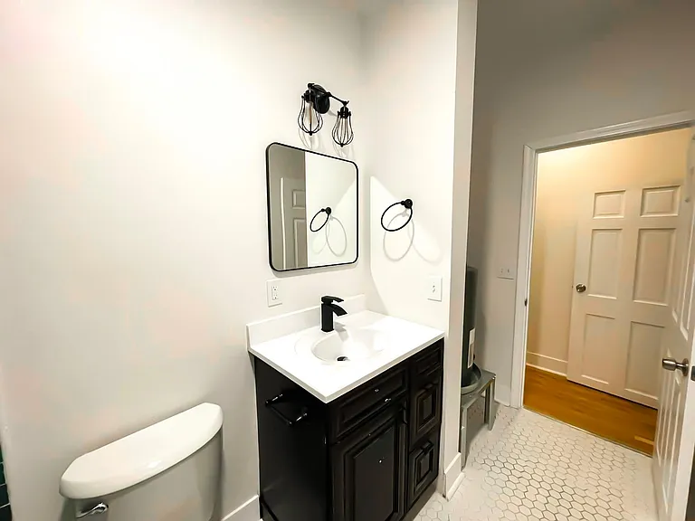 68 E McMicken Ave #2 — Photo 5