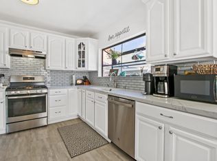 841 W 17th St, San Pedro, CA 90731