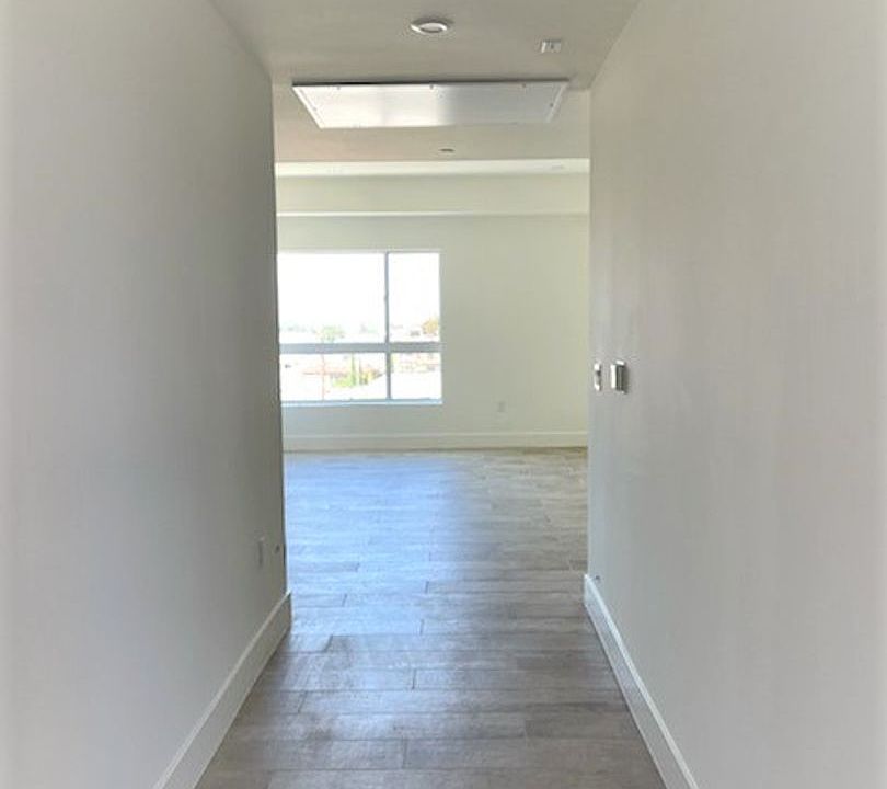 1st image of 11272 Nebraska Ave APT 403