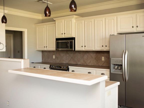 4th image of 120 Pinnacle Dr