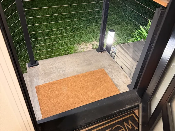 9030 Irwingrove Dr #1, Downey, CA 90241