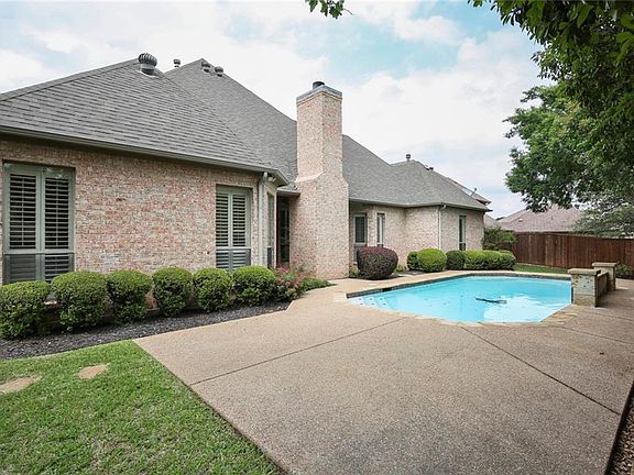 5th image of 7828 Shady Oaks Dr