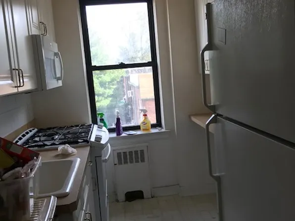 (undisclosed Address), Yonkers, NY 10704