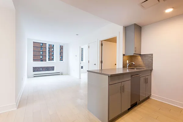 Rented by Halstead Real Estate | media 36