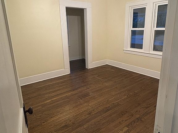 2nd image of 2553 Tiffin St