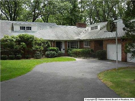 1st image of 74 Emerson Ave