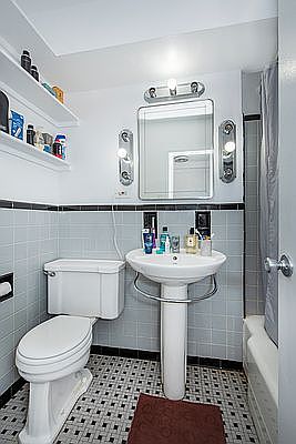 5th image of 320 E 54th St APT 8H