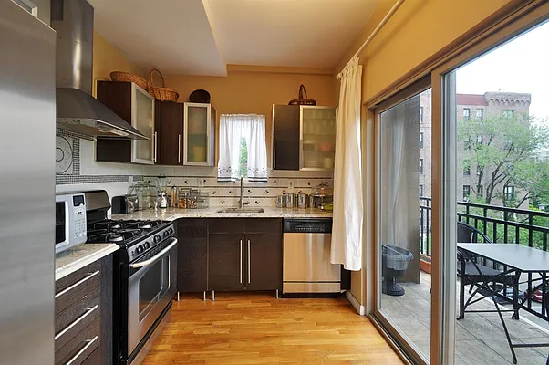 Sold by Corcoran | media 2