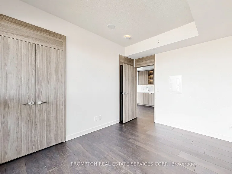 18 Esther Shiner Blvd #2511 — Photo 37