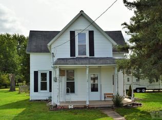 200 E Maple Ave, Libertyville, IA 52567