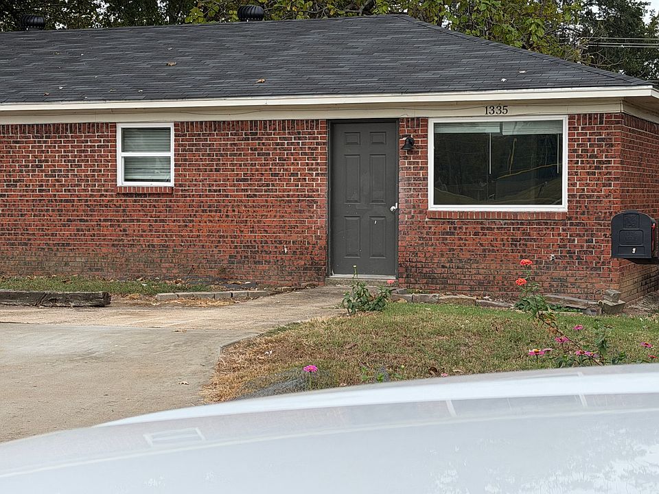 1st image of 1335 Bean St