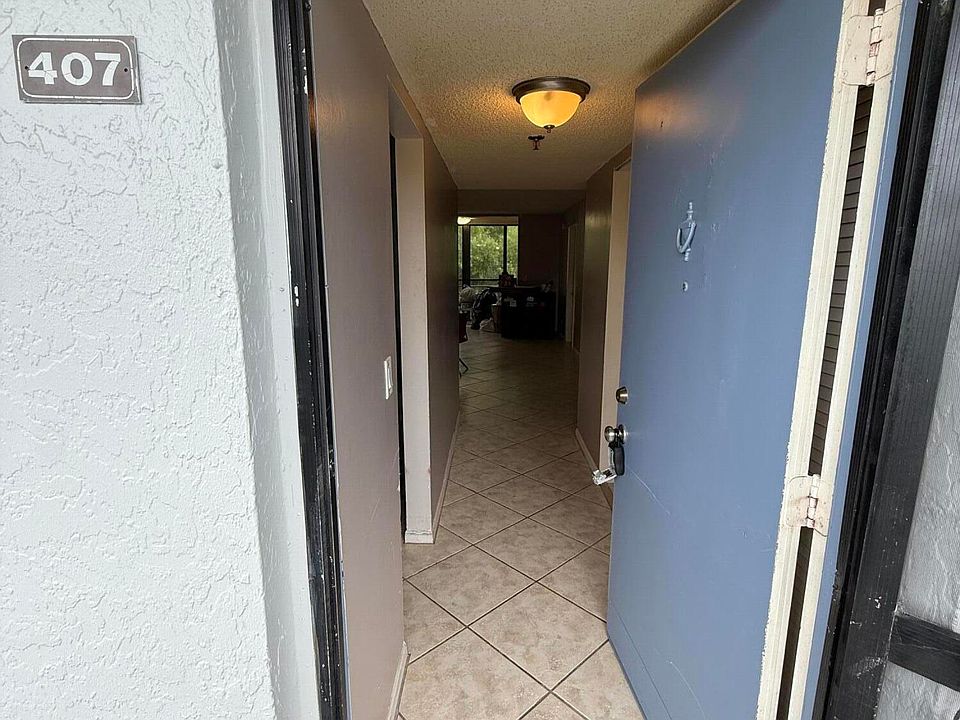 1st image of 4760 W Lucerne Lakes Blvd W #407