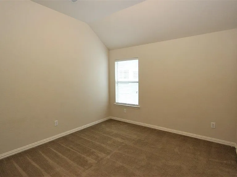 8902 Peach Oak Xing — Photo 2