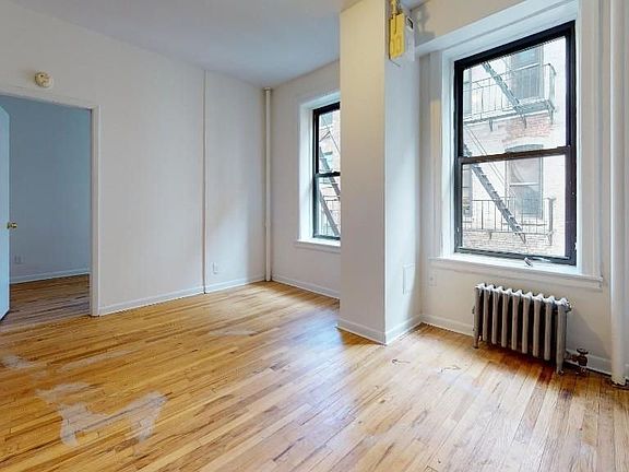 4th image of 415 E 73rd St APT 4G