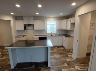 20769 Seneca Dr #80, Clinton Township, MI 48036