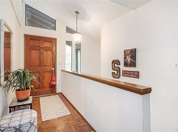 4th image of 9522 29th Street Ct E