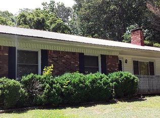 424 Brookridge Dr, Winston Salem, NC 27103