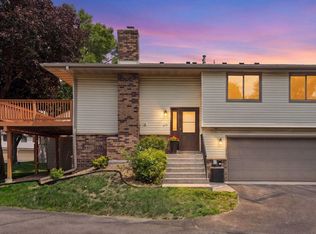 675 E 143rd St, Burnsville, MN 55337
