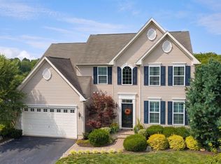 2526 Codorus Ln, Spring Grove, PA 17362
