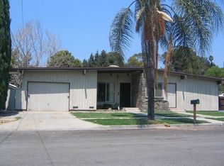 137 E Glenwood Ave, Fullerton, CA 92832