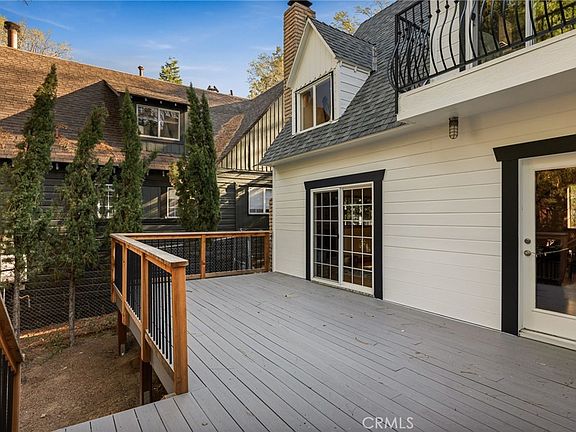 5th image of 230 Hemlock Dr